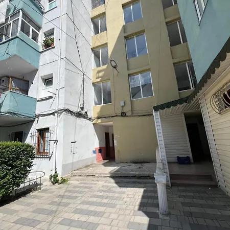 Pogadec Rr Rinia Διαμέρισμα Πόγραδετς